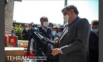 آیین افتتاح از سه ایستگاه و رونمایی از تجهیزات جدید سازمان آتش نشانی 38