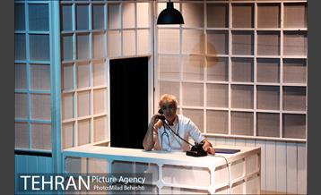 نمایش سکوت سفید 3