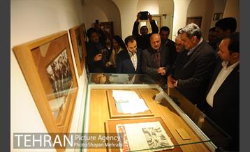 بازدید شهردار تهران از خانه موزه شهید مدرس در روز مجلس 28