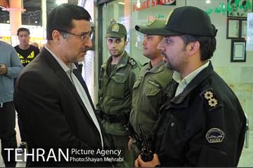 سرپرست شهرداری تهران و رئیس مرکز ارتباطات و امور بین الملل شهرداری تهران در بازدید از فعالیت‌های شبانه شهرداری و زندگی شبانه مردم تهران 19