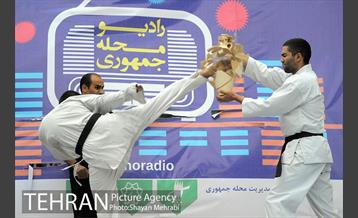 جشن بزرگ جوانان و افتتاح اولین رادیو محلی 20
