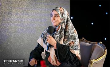 شب‌های فیروزه‌ای در آب و آتش 25