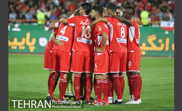 دیدار استقلال و پرسپولیس در لیگ برتر فوتبال 2