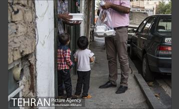 لقمه ی مهربانی در محله خاک سفید‎ 11