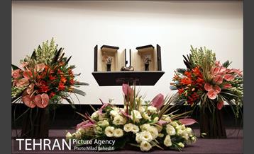 مراسم اهدای جایزه بهترین بازیگر مرد جشنواره مسکو به فرهاد اصلانی‎ 7