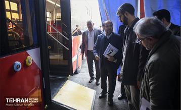 بازدید اصحاب رسانه از مراکز بازسازی ناوگان اتوبوسرانی 8