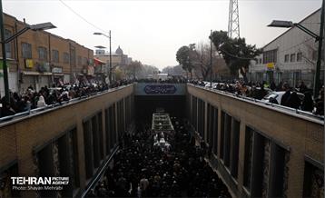 تشییع پیکر ۲۰۰ شهید گمنام دفاع مقدس در تهران 27