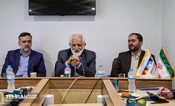 آیین رونمایی از کتاب «درآمدی برگردشگری خانوادگی» 14