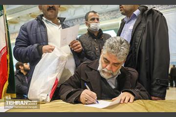 میز خدمت سازمان بازرسی شهرداری تهران در نماز جمعه 12