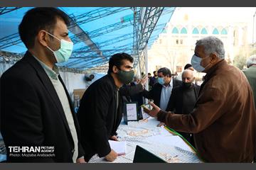 نمازگزاران جمعه پای «میز خدمت شهرداری تهران» 5