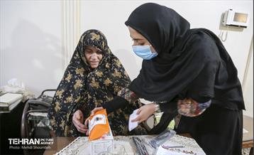 طرح واکسیناسیون سیار شهری علیه کرونا در منطقه 7
