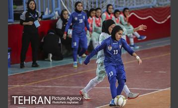 دیدار دو تیم فوتسال زنان سایپا و ملی حفاری 19