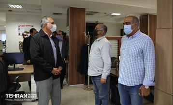 بازدید شهردار تهران از موسسه همشهری 18