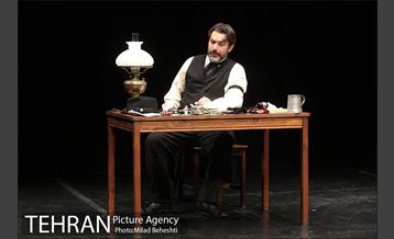 نمایش ماتریوشکا‎ 18