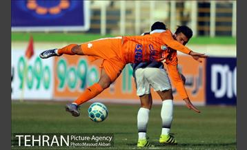 دیدار تیم های فوتبال سایپا و سیاه جامگان