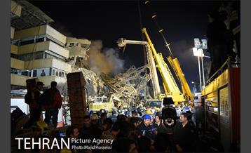 امداد رسانی شبانه در حادثه پلاسکو 5