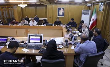 نشست صمیمانه رئیس شورای اسلامی شهر تهران با اصحاب رسانه 15