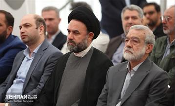 آیین بهره‌برداری از ۲۰۱ دستگاه اتوبوس برقی 42