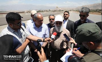 بازدید رئیس شورای شهر از پروژه بزرگراه شهید شوشتری 10