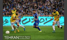 دیدار تیم های استقلال تهران و نفت آبادان  17