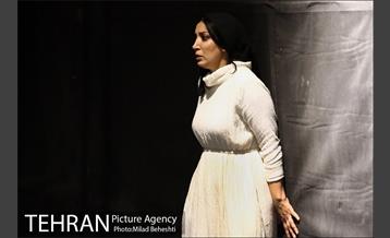 نمایش ویرانی‎ 13