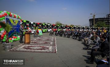 رونمایی از ۴۰ دستگاه اتوبوس شرکت واحد 28