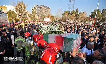تشییع پیکر شهید آتش‌نشان «قریب رضا دارابی» -1 25