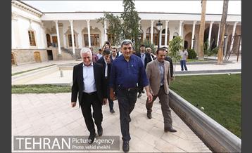 بازدید شهردار تهران از پروژه مرمت خانه اتحادیه در لاله زار 10