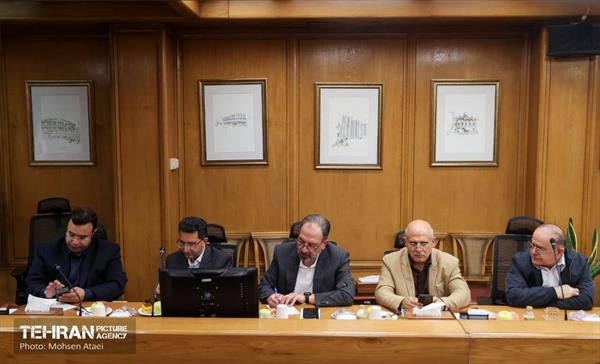دیدار شهردار تهران با برخی از هیئت مدیره‌های بیمارستان‌های خصوصی 23