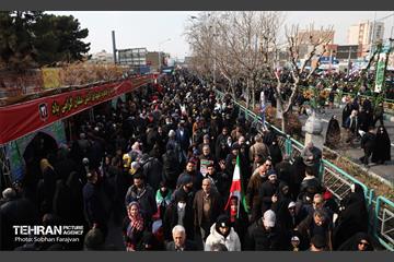 راهپیمایی ۲۲ بهمن در تهران - ۱ 5