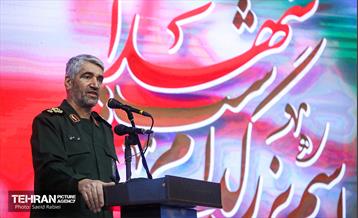 تشییع دو شهید گمنام دفاع مقدس در وزارت ورزش و جوانان 18