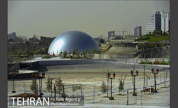 بازدید شهردار تهران از پروژه باغ کتاب در مجموعه اراضی عباس آباد 7