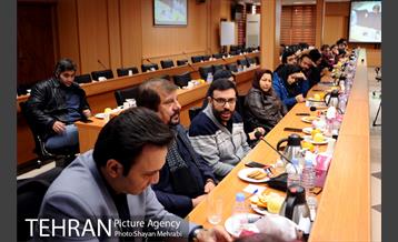 نشست صمیمانه رئیس مرکز ارتباطات شهرداری تهران با اصحاب رسانه 28