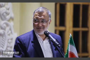 نشست شهردار تهران با اهالی شعر و ادب 12
