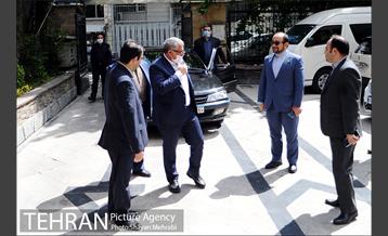 بازدید رئیس شورای شهر از مرکز ارتباطات شهرداری 1