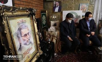 حضور شهردار تهران در منزل شهید فخری زاده در سالگرد شهادت  17