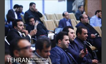 نشست هم اندیشی شهردار تهران با شهرداران نواحی تهران 14