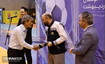 فینال مسابقات فوتسال جام اردی‌بهشت 14