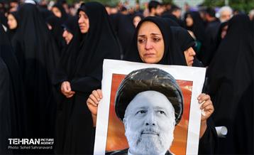 اجتماع مردم تهران در سوگ رئیس جمهور - 2 13