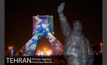 سمفونی نور سیمرغ صلح بر روی برج آزادی 5