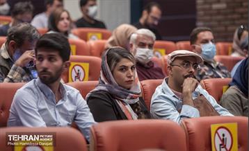 ششمین دوره نشان عکس سال مطبوعاتی 7