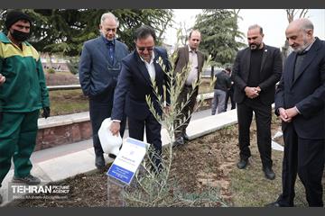 آئین روز درختکاری با حضور سفیران و نمایندگان کشورهای خارجی 14