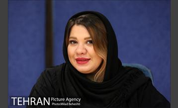 نمایشنامه خوانی سالی که دو بار پاییز شد 6