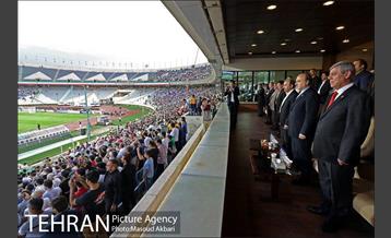 حضور شهردار تهران در استادیوم ازادی 4