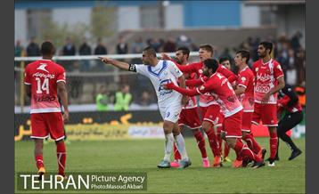 دیدار ملوان انزلی و پرسپولیس در لیگ برتر فوتبال 22