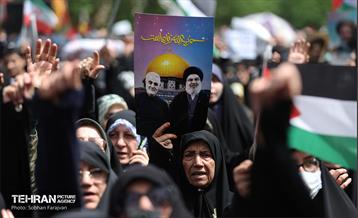 تجمع ضد اسرائیلی در میدان فلسطین 4