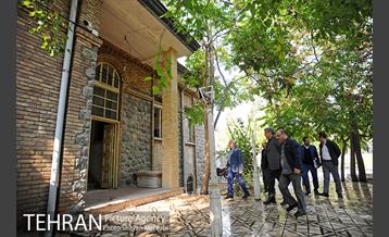 بازدید شهردار تهران از خانه معمار صانعی 10