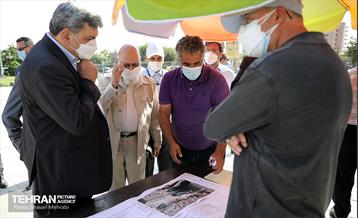 بازدید پیروز حناچی و مهدی چمران از پروژه خانه شهر(بلدیه قدیم) 5