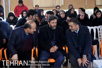 بازدید قائم مقام معاونت اجتماعی و جعمی از هنرمندان از سرای امید طلوع 44