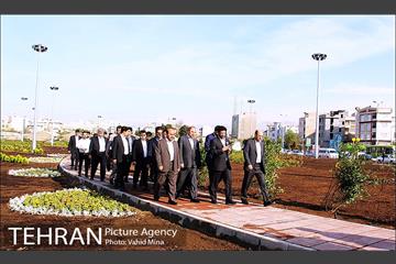 بازدید دکتر قالیباف از بوستان تبسم در منطقه 11‎ 4